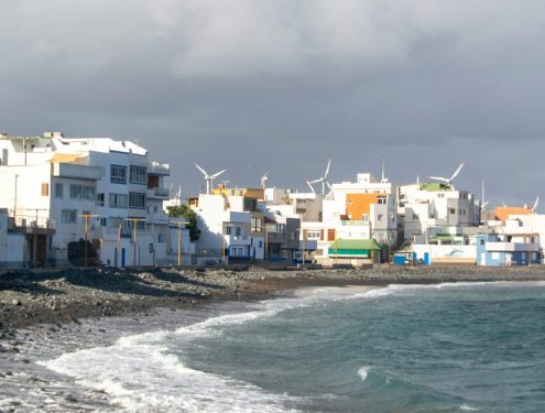 Kitesurfing in Gran Canara: Pozo izquierdo, vargas and more